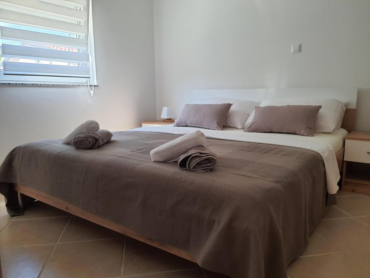 Zrinec Appartement Vir Buitenkant foto