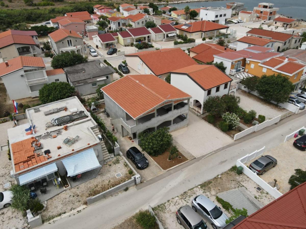 Zrinec Appartement Vir Buitenkant foto