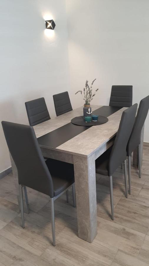 Zrinec Appartement Vir Buitenkant foto
