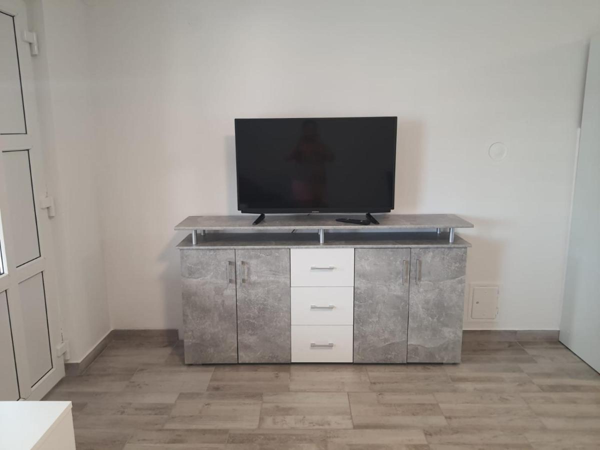 Zrinec Appartement Vir Buitenkant foto