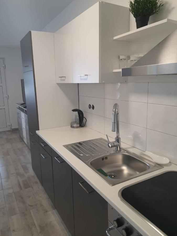 Zrinec Appartement Vir Buitenkant foto