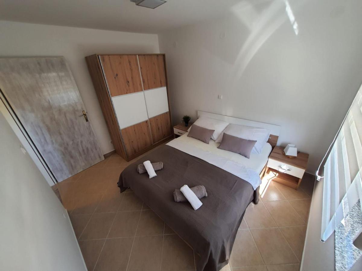 Zrinec Appartement Vir Buitenkant foto